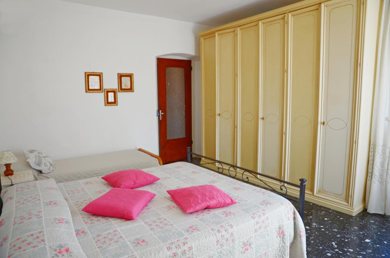 La Piazza - Appartamento Vacanze Piana Battolla Extérieur photo